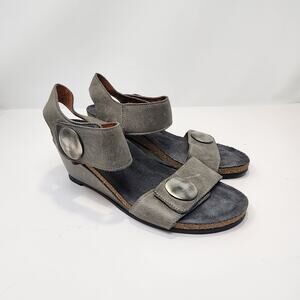 Taos Womens Carousel 3 Gray Leather Wedge Sandals Size 38 US 7 Comfort Shoes